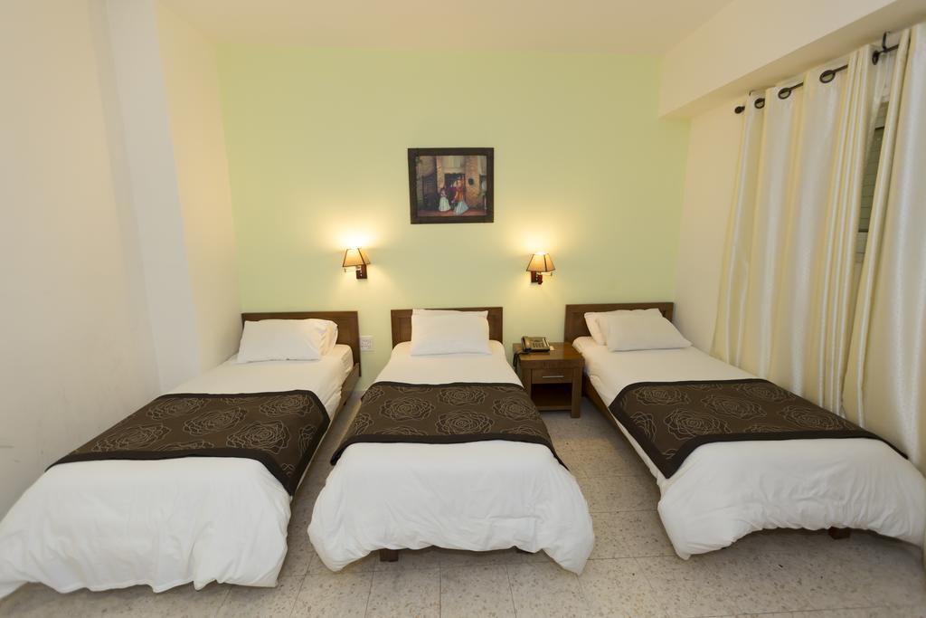 Angel Hotel Вифлеєм Номер фото