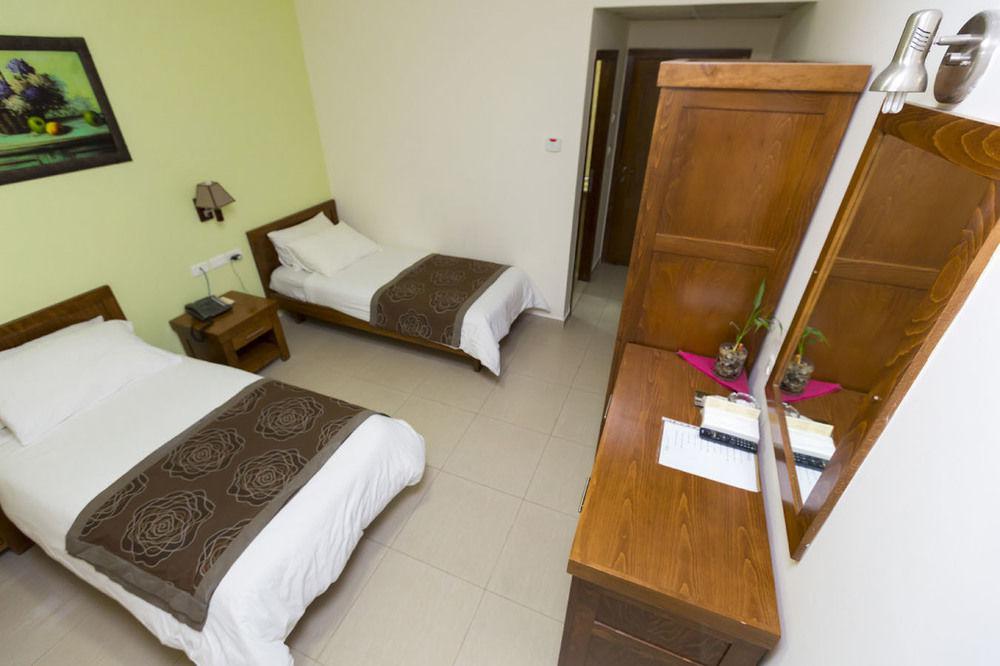 Angel Hotel Вифлеєм Екстер'єр фото